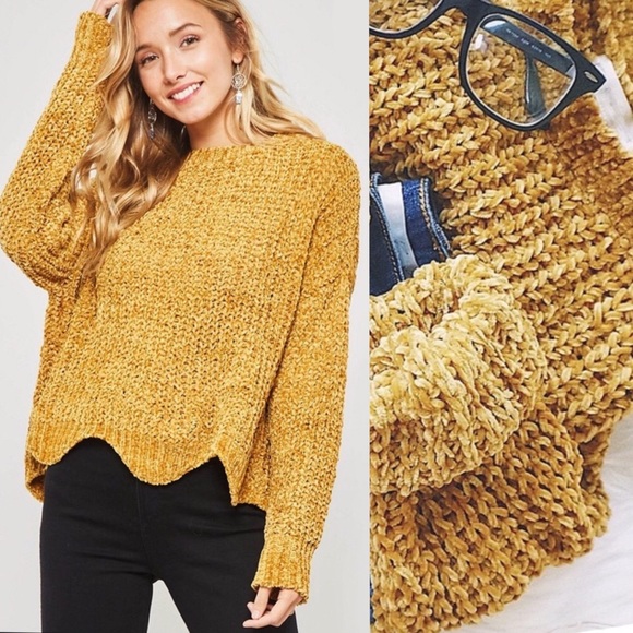Chenille Ochre Scalloped Loose Knit Sweater - Picture 4 of 8